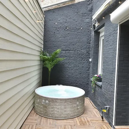 Jacuzzi I Terrasse Privee I Calme I Coeur De Apartment Saint-Omer (Pas-de-Calais)